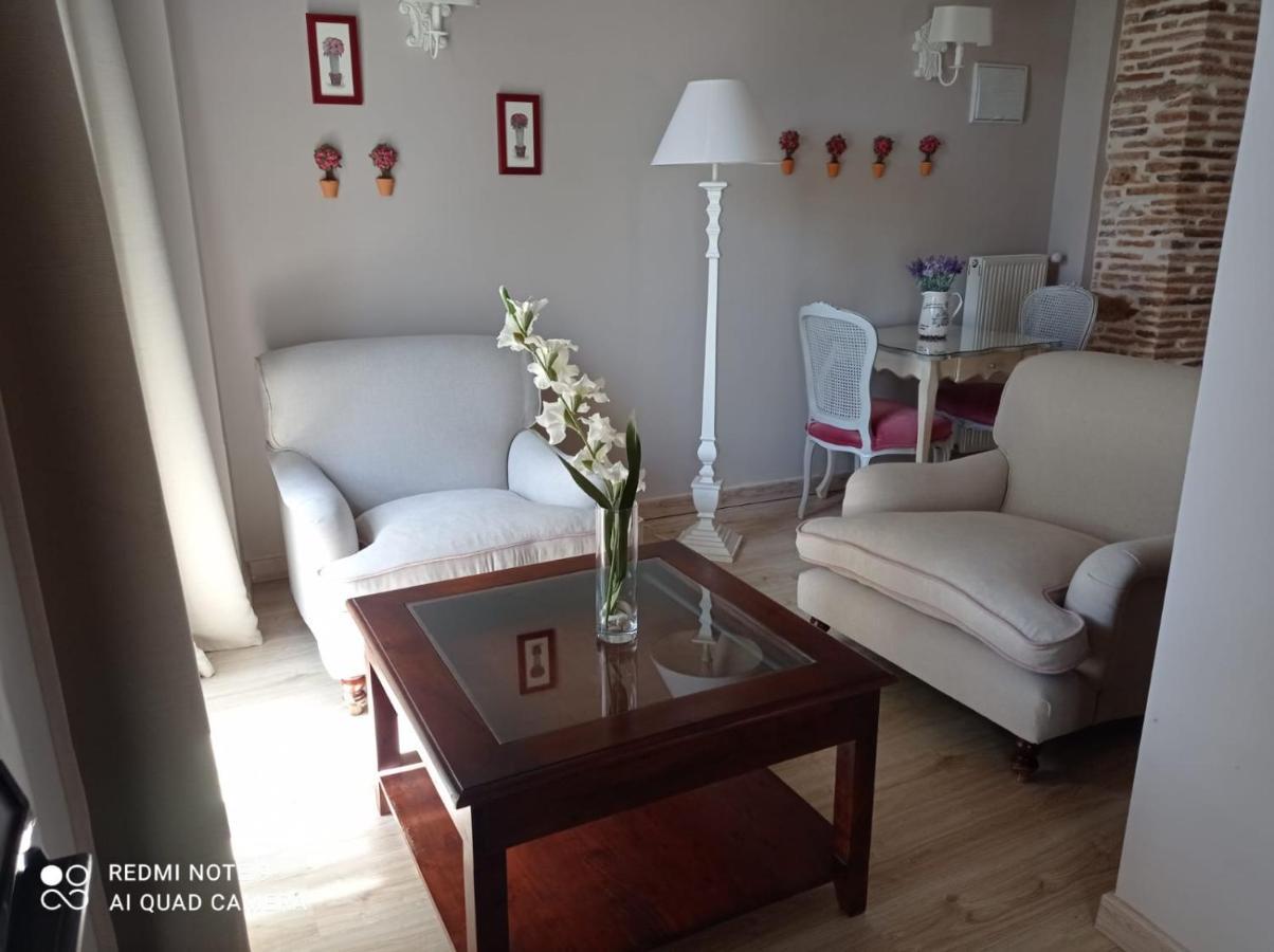 Finca La Favorita- Suites (Adults Only) Constantina Exterior photo